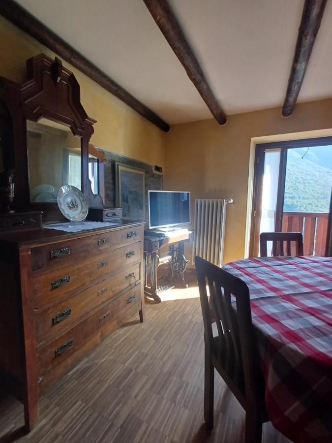 Casa Vacanze Ca' Moreschi Berzo Exteriör bild